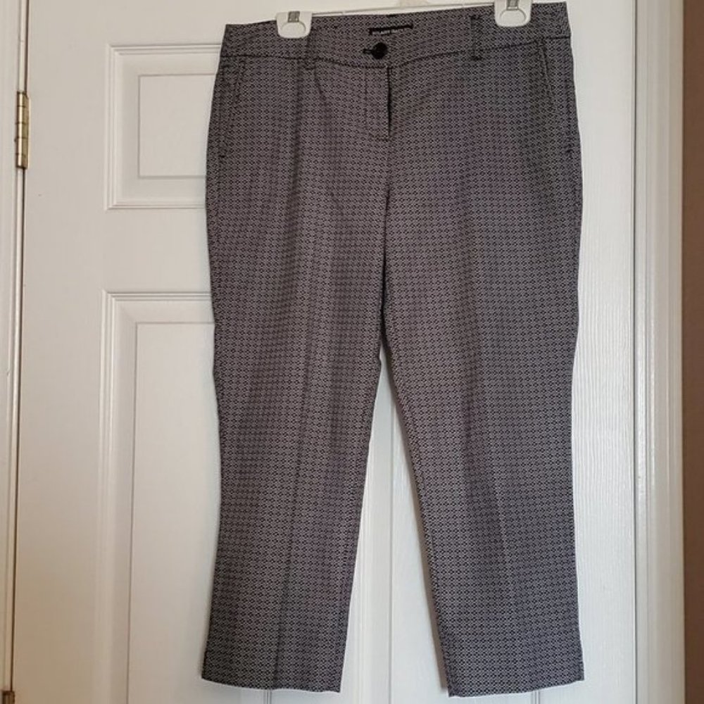 Capri pants